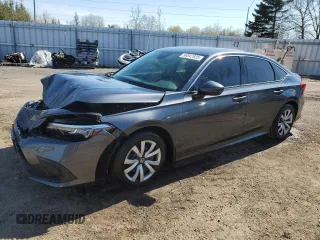 2022 Honda Civic LX z VIN 2HGFE2F26NH131275, wystawiony jako Copart lot #56547825 z przebiegiem 4205 mil mil oraz Tytuł czysty. Historia ofert i sprzedaży dostępna na DreamBid. Obrazek 1.