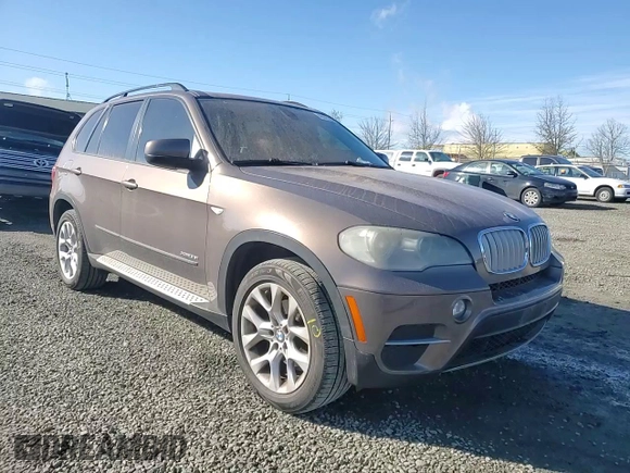2011 BMW X5 35i with VIN 5UXZV4C57BL400693, listed as a Copart auction lot 46547685 with 127,266 mi miles and Salvage Title. Bid and sale history available at carsss.com. Image 12.