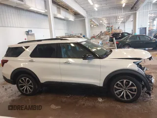 2020 Ford Explorer ST with VIN 1FM5K8GC5LGA62211, listed as a IAAI auction lot 41031980 with 94,624 mi miles. Bid and sale history available at carsss.com. Image 13.