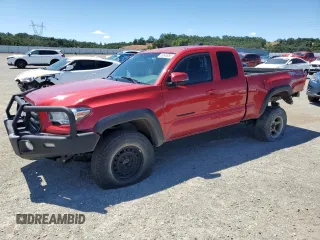 2017 Toyota Tacoma SR5 z VIN 5TFSZ5ANXHX119912, wystawiony jako Copart lot #56645055 z przebiegiem 68 551 mil mil oraz Szkoda całkowita • Salvage title. Historia ofert i sprzedaży dostępna na DreamBid. Obrazek 1.