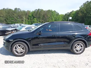 2013 Porsche Cayenne Diesel with VIN WP1AF2A28DLA41638, listed as a IAAI auction lot 42209869 with 135,680 mi miles and . Bid and sale history available at DreamBid. Image 14.