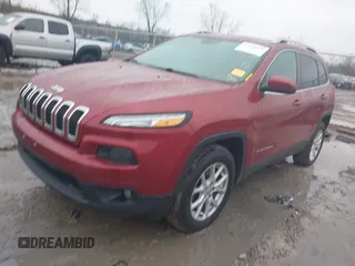 2015 Jeep Cherokee Latitude z VIN 1C4PJMCS1FW649201, wystawiony jako IAAI lot #41976056 z przebiegiem 74 991 mil mil oraz . Historia ofert i sprzedaży dostępna na DreamBid. Obrazek 17.