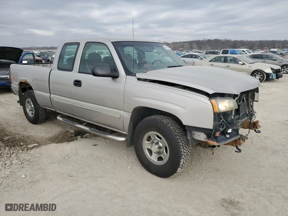 2004 Chevrolet Silverado 1500 LS with VIN 2GCEK19T841372716, listed as a Copart auction lot 46802905 with 175,579 mi miles and Salvage Title. Bid and sale history available at carsss.com. Image 4.