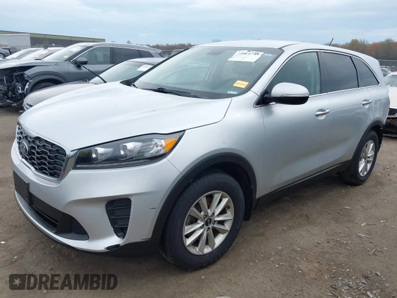 2019 Kia Sorento LX with VIN 5XYPG4A35KG580742, listed as a IAAI auction lot 42064745 with 80,741 mi miles. Bid and sale history available at carsss.com. Image 18.