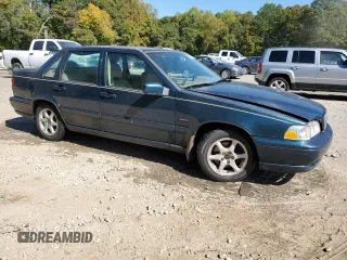 1998 Volvo S70 z VIN YV1LS5531W2483710, wystawiony jako Copart lot #76098124 z przebiegiem 236 374 mil mil oraz Szkody całkowita. Historia ofert i sprzedaży dostępna na DreamBid. Obrazek 4.