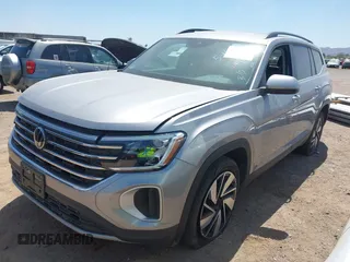 2024 Volkswagen Atlas SE with VIN 1V2HR2CA2RC568429, listed as a IAAI auction lot 42371188 with 18,903 mi miles and . Bid and sale history available at DreamBid. Image 17.