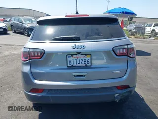 2018 Jeep Compass Latitude with VIN 3C4NJCBBXJT102753, listed as a IAAI auction lot 42379577 with 98,423 mi miles and . Bid and sale history available at DreamBid. Image 16.