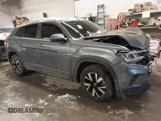 2022 Volkswagen Atlas SE with VIN 1V2LC2CA6NC202401, listed as a IAAI auction lot 41485676 with 31,101 mi miles and . Bid and sale history available at DreamBid. Image 1.