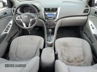 2012 Hyundai Accent SE z VIN KMHCU5AE2CU019537, wystawiony jako Copart lot #58089995 z przebiegiem 175 118 mil mil oraz Czysty tytuł • Clean title. Historia ofert i sprzedaży dostępna na DreamBid. Obrazek 8.
