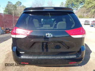 2012 Toyota Sienna LE AAS with VIN 5TDKK3DC6CS238848, listed as a IAAI auction lot 41728728 with 142,240 mi miles. Bid and sale history available at carsss.com. Image 17.