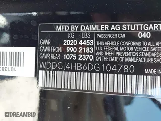 2013 Mercedes-Benz C-Class C 250 with VIN WDDGJ4HB6DG104780, listed as a IAAI auction lot 41761180 with 89,249 mi miles. Bid and sale history available at carsss.com. Image 9.