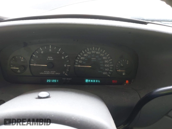 2000 Chrysler Town & Country LXi with VIN 1C4GP54LXYB610435, listed as a IAAI auction lot 42110245 with 201,201 mi miles. Bid and sale history available at carsss.com. Image 7.