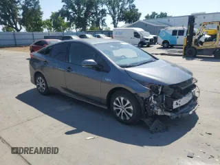 2020 Toyota Prius LE z VIN JTDKARFP6L3138529, wystawiony jako Copart lot #60039375 z przebiegiem 104 277 mil mil oraz Szkoda całkowita • Salvage title. Historia ofert i sprzedaży dostępna na DreamBid. Obrazek 4.