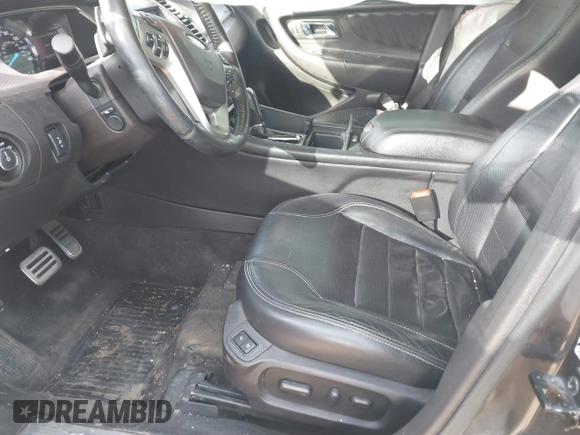 2018 Ford Taurus SHO с VIN 1FAHP2KT5JG111191, выставлен на аукционе IAAI как лот 41863586 с пробегом 84 964 миль миль и . История ставок и продаж доступна на DreamBid. Изображение 5.