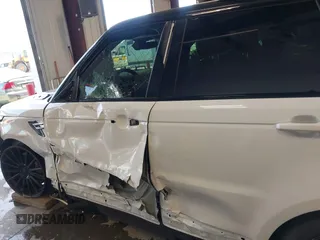 2020 Land Rover Range Rover Sport SE with VIN SALWG2SU1LA889481, listed as a IAAI auction lot 42678607 with 55,609 mi miles and . Bid and sale history available at DreamBid. Image 20.