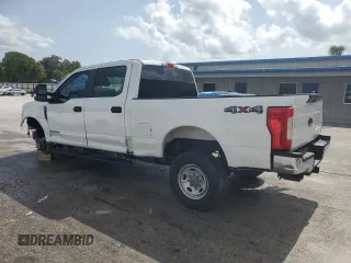 2019 Ford F-250 XL with VIN 1FT7W2BT8KED85152, listed as a Copart auction lot 59598275 with 171,026 mi miles and Salvage title. Bid and sale history available at DreamBid. Image 2.
