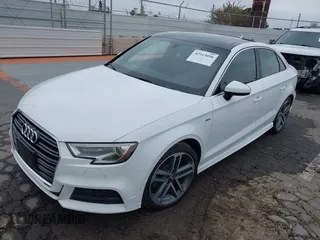 2017 Audi A3 z VIN WAUJ8HFFXH1047739, wystawiony jako IAAI lot #42313056 z przebiegiem 125 104 mil mil oraz . Historia ofert i sprzedaży dostępna na DreamBid. Obrazek 2.