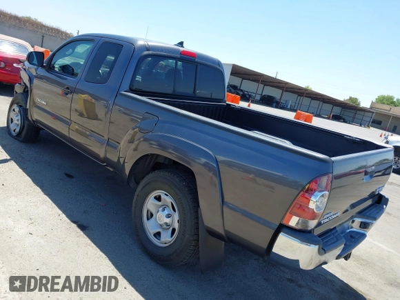 2014 Toyota Tacoma PreRunner with VIN 5TFTU4GN2EX063433, listed as a IAAI auction lot 42550709 with 167,990 mi miles and . Bid and sale history available at DreamBid. Image 3.