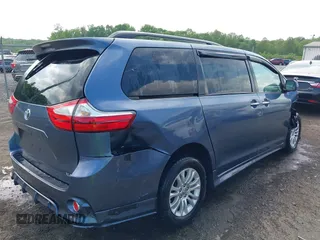 2016 Toyota Sienna XLE z VIN 5TDYK3DC2GS739042, wystawiony jako IAAI lot #42163983 z przebiegiem 98 842 mil mil oraz . Historia ofert i sprzedaży dostępna na DreamBid. Obrazek 4.