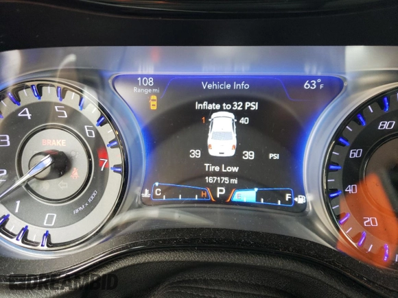 2017 Chrysler 300 S Alloy Edition with VIN 2C3CCABG9HH664734, listed as a Copart auction lot 51011335 with 167,175 mi miles and Clean Title. Bid and sale history available at DreamBid. Image 9.