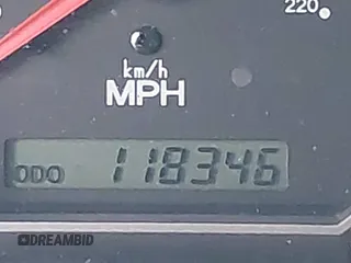 2005 Kia Sedona LX with VIN KNDUP132X56742698, listed as a IAAI auction lot 41637967 with 118,346 mi miles. Bid and sale history available at carsss.com. Image 16.