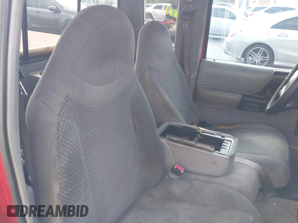 1998 Ford Ranger XL with VIN 1FTYR14U2WPB03559, listed as a IAAI auction lot 40628317 with 20,895 mi miles and . Bid and sale history available at DreamBid. Image 8.