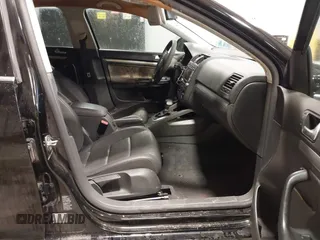 2006 Volkswagen Jetta 2.5L с VIN 3VWSF71K46M803364, выставлен на аукционе IAAI как лот 42095403 с пробегом 140 573 миль миль и . История ставок и продаж доступна на DreamBid. Изображение 5.