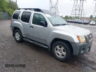 2005 Nissan Xterra S with VIN 5N1AN08W25C638637, listed as a IAAI auction lot 42224490 with 333,943 mi miles and . Bid and sale history available at DreamBid. Image 1.
