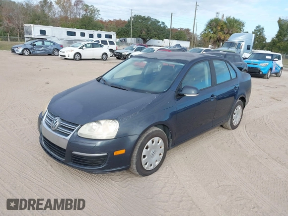 2005 Volkswagen Jetta 2.5 with VIN 3VWPG71K15M633921, listed as a IAAI auction lot 41186775 with 137,915 mi miles and . Bid and sale history available at DreamBid. Image 2.