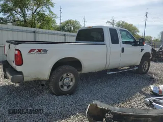 2010 Ford F-250 XL z VIN 1FTSX2B51AEA56414, wystawiony jako Copart lot #54425955 z przebiegiem 84 432 mil mil oraz Szkody całkowita. Historia ofert i sprzedaży dostępna na DreamBid. Obrazek 3.