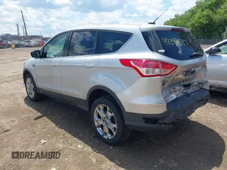 2013 Ford Escape SEL z VIN 1FMCU9H94DUD19842, wystawiony jako IAAI lot #42399577 z przebiegiem 176 257 mil mil oraz . Historia ofert i sprzedaży dostępna na DreamBid. Obrazek 3.