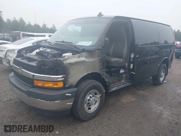 2018 Chevrolet Express Cargo с VIN 1GCWGAFP0J1250723, выставлен на аукционе IAAI как лот 42471313 с пробегом 129 896 миль миль и . История ставок и продаж доступна на DreamBid. Изображение 2.