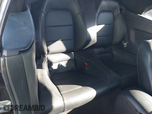 2016 Ford Mustang EcoBoost Premium with VIN 1FATP8UH1G5212920, listed as a IAAI auction lot 40864440 with 124,245 mi miles and . Bid and sale history available at carsss.com. Image 8.