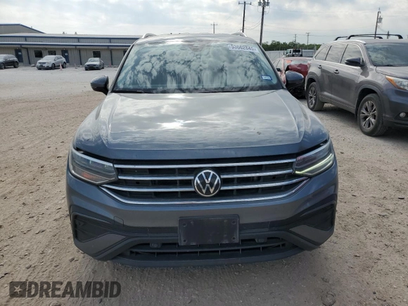 2023 Volkswagen Tiguan SE with VIN 3VV3B7AX0PM054872, listed as a Copart auction lot 53662845 with 55,240 mi miles and Salvage title. Bid and sale history available at DreamBid. Image 5.