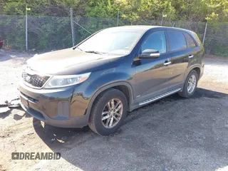 2015 Kia Sorento LX with VIN 5XYKTCA63FG614211, listed as a IAAI auction lot 42041969 with 133,264 mi miles and . Bid and sale history available at carsss.com. Image 18.