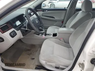 2009 Chevrolet Impala LS with VIN 2G1WB57K191156616, listed as a Copart auction lot 44231285 with 186,335 mi miles and Clean Title. Bid and sale history available at DreamBid. Image 7.
