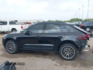 2016 Porsche Macan S with VIN WP1AB2A57GLB54670, listed as a IAAI auction lot 41926193 with 93,790 mi miles and . Bid and sale history available at DreamBid. Image 15.