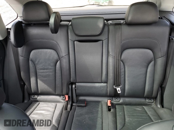 2015 Audi Q5 Premium Plus with VIN WA1CMAFP2FA032411, listed as a Copart auction lot 60981165 with 123,270 mi miles and Salvage title. Bid and sale history available at DreamBid. Image 10.