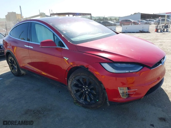 2016 Tesla Model X 70D with VIN 5YJXCAE27GF021994, listed as a IAAI auction lot 41976475 with 70,771 mi miles. Bid and sale history available at carsss.com. Image 1.