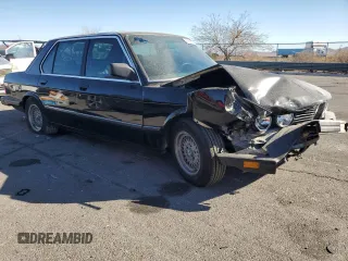 1988 BMW 5 Series 535i with VIN WBADC8406J3262135, listed as a Copart auction lot 86652394 with 173,616 mi miles and Salvage Title. Bid and sale history available at carsss.com. Image 4.