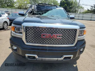 2015 GMC Sierra 1500 Denali z VIN 3GTU2WEC3FG103130, wystawiony jako Copart lot #60243545 z przebiegiem 139 382 mil mil oraz Szkoda całkowita • Salvage title. Historia ofert i sprzedaży dostępna na DreamBid. Obrazek 5.