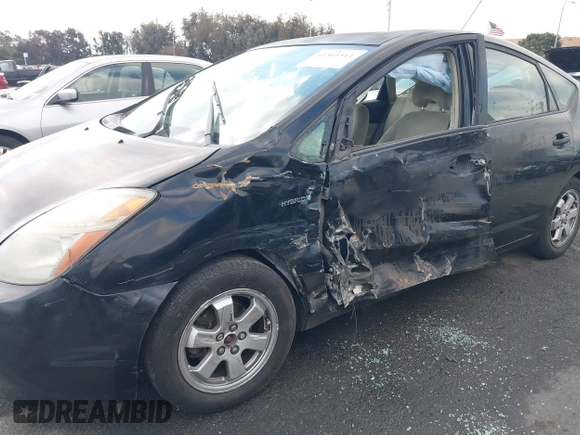2007 Toyota Prius with VIN JTDKB20U273295502, listed as a IAAI auction lot 41361511 with 200,378 mi miles. Bid and sale history available at carsss.com. Image 6.
