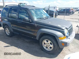 2005 Jeep Liberty Sport with VIN 1J4GL48545W655788, listed as a IAAI auction lot 41914703 with 166,899 mi miles. Bid and sale history available at carsss.com. Image 1.