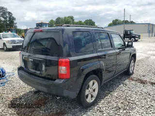 2014 Jeep Patriot Sport z VIN 1C4NJRBB9ED670538, wystawiony jako Copart lot #58798685 z przebiegiem 121 527 mil mil oraz Czysty tytuł • Clean title. Historia ofert i sprzedaży dostępna na DreamBid. Obrazek 3.