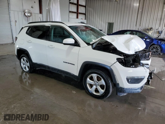 2018 Jeep Compass Altitude with VIN 3C4NJDBB4JT270491, listed as a Copart auction lot 84531584 with Not Provided miles and Salvage Title. Bid and sale history available at carsss.com. Image 4.