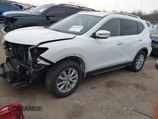 2020 Nissan Rogue SV z VIN KNMAT2MT8LP539943, wystawiony jako IAAI lot #41720857 z przebiegiem 65 624 mil mil oraz . Historia ofert i sprzedaży dostępna na DreamBid. Obrazek 2.