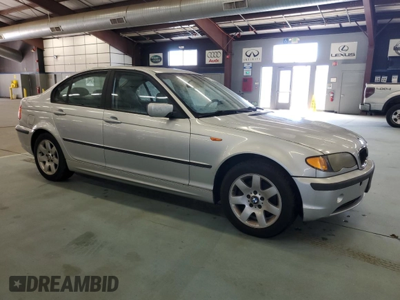 2003 BMW 3 Series 325xi with VIN WBAEU33493PH89898, listed as a Copart auction lot 70928174 with 123,357 mi miles and Clean Title. Bid and sale history available at carsss.com. Image 4.
