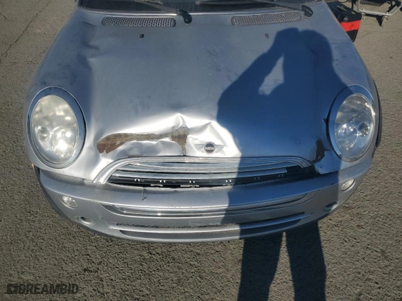 2005 MINI Cooper Convertible with VIN WMWRF33465TG10044, listed as a Copart auction lot 50364235 with NaN miles and Salvage Title. Bid and sale history available at carsss.com. Image 11.