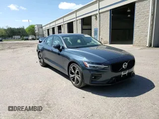 2024 Volvo S60 Plus Dark Theme z VIN 7JRL12FL7RG314435, wystawiony jako Copart lot #52197045 z przebiegiem 6 664 mil mil oraz Szkoda całkowita • Salvage title. Historia ofert i sprzedaży dostępna na DreamBid. Obrazek 11.