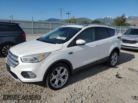 2019 Ford Escape Titanium с VIN 1FMCU9J91KUA35320, выставлен на аукционе Copart как лот 57755525 с пробегом 70 838 миль миль и На запчасти • Non repairable. История ставок и продаж доступна на DreamBid. Изображение 1.